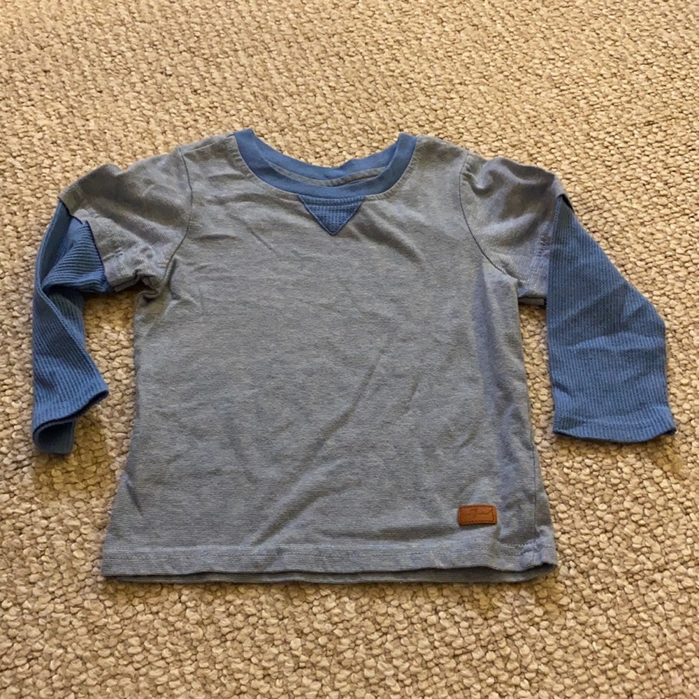 EUC 2T Longsleeve shirt
